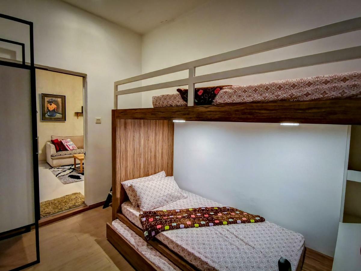 Ria Homestay Johor Bahru Exterior photo